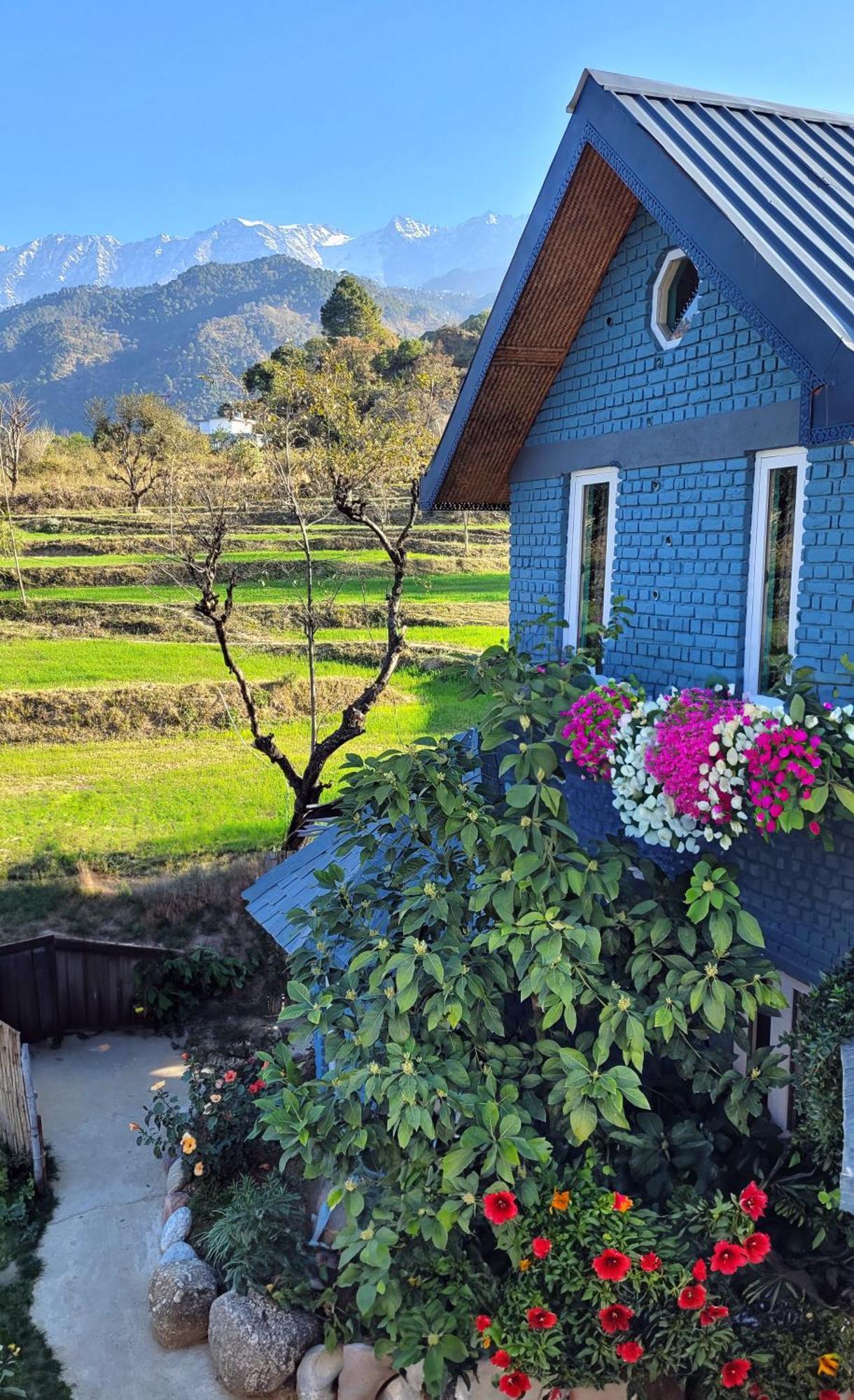 Rendezvous Resort Dharamshala Esterno foto