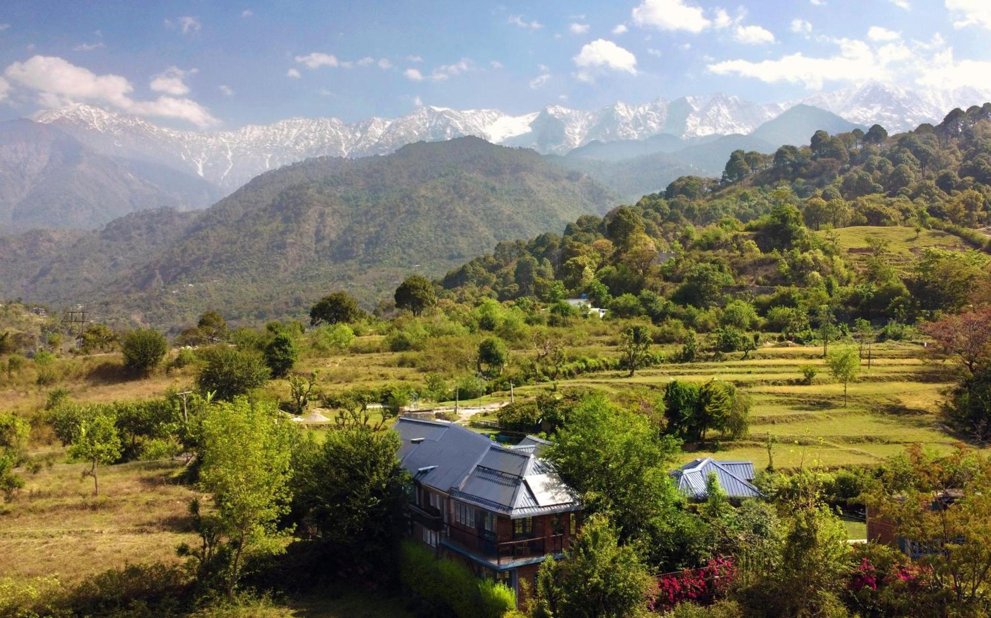 Rendezvous Resort Dharamshala Esterno foto